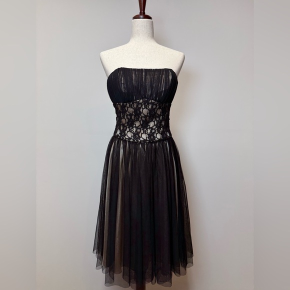 White House Black Market Dress - Picture 6 of 6